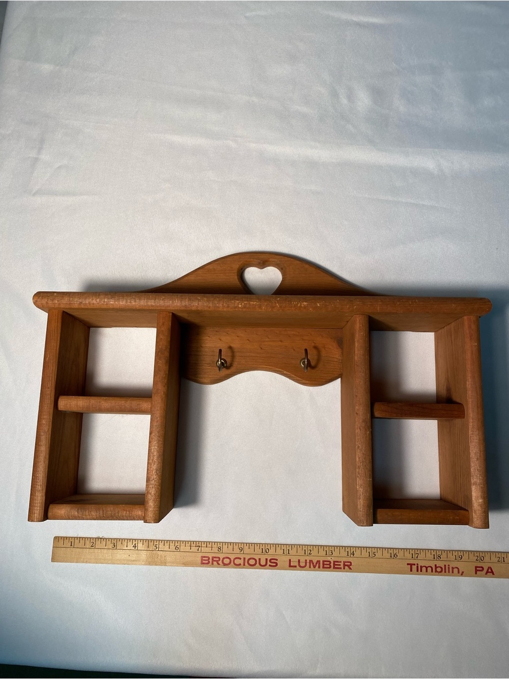 Rustic Heart Accent Wall Shelf in Brown